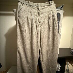 NWT H&M Greige/Herringbone-patterned Trousers - Size 16